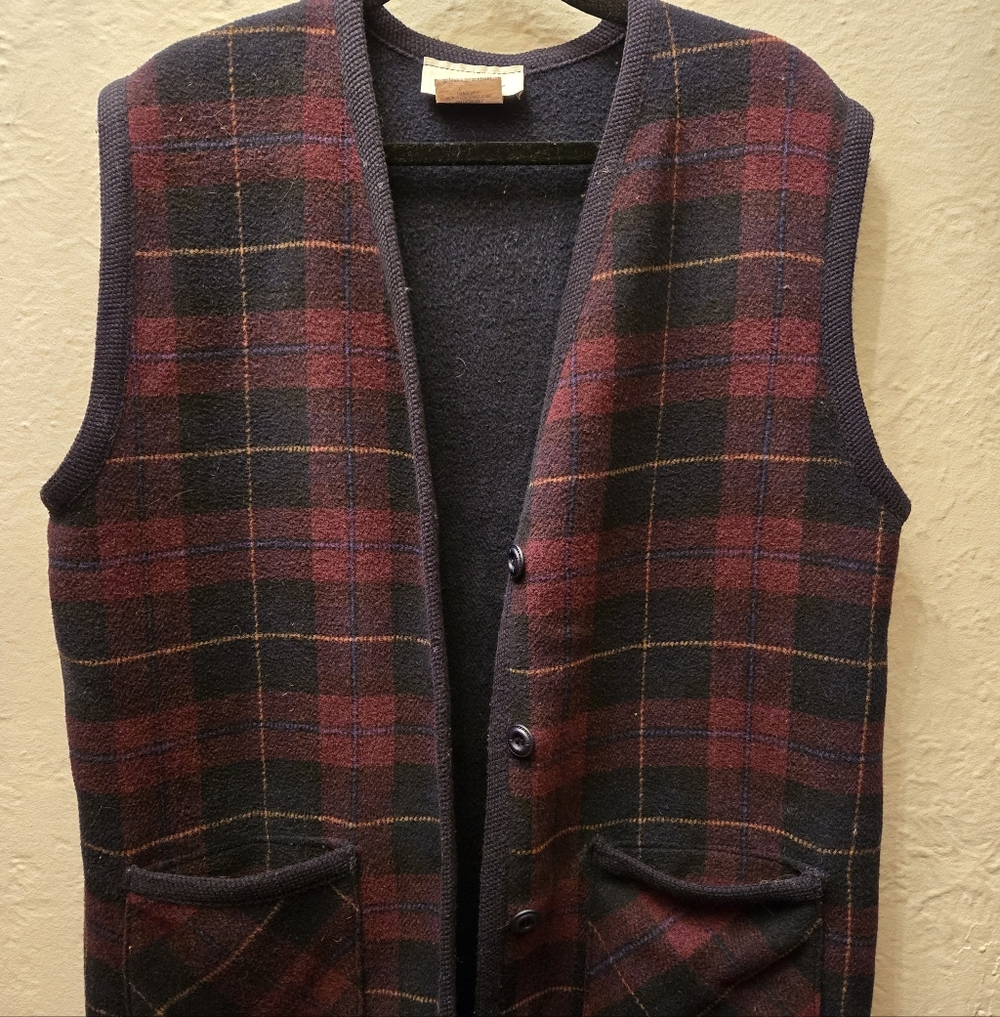 Tribal Plaid Fleece Vest Wool Blend Vintage Style Red Black Outdoor Vest M - Picture 6 of 8